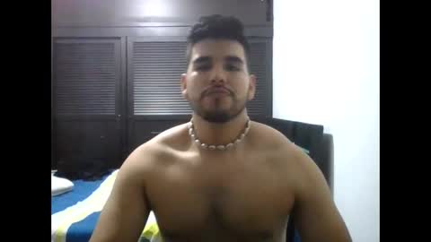 Snapshot of latinbeardcali chatting on 03-27-26, 12:05 latinbeardcali online show from 03-27-26, 12:05