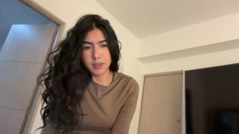 Hi -  online show from 12-01-25, 06:40