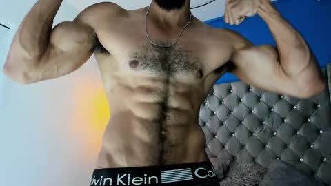 Zeus online show from 03-03-25, 11:33