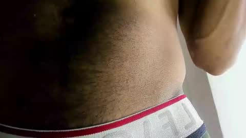 Snapshot of latinhotboys1 chatting on 02-23-26, 05:27 Zeus online show from 02-23-26, 05:27