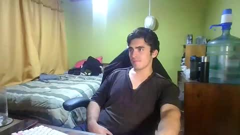 Snapshot of latinn_babe chatting on 04-16-26, 05:30 latinn_babe online show from 04-16-26, 05:30