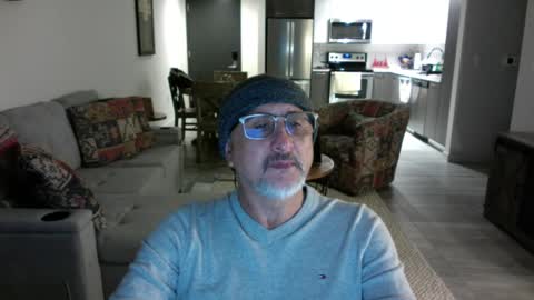 QS - INDEPENDENT MODEL online show from 02-12-25, 02:45