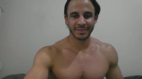 latino_rodri online show from 05-13-26, 05:54
