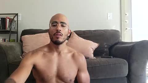 Snapshot of latinomixedbbc chatting on 09-17-25, 03:46 latinomixedbbc online show from 09-17-25, 03:46