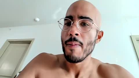 Snapshot of latinomixedbbc chatting on 10-28-25, 02:53 latinomixedbbc online show from 10-28-25, 02:53