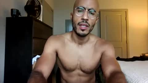 Snapshot of latinomixedbbc chatting on 11-18-25, 02:43 latinomixedbbc online show from 11-18-25, 02:43