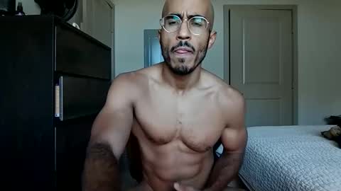 Snapshot of latinomixedbbc chatting on 11-25-25, 03:56 latinomixedbbc online show from 11-25-25, 03:56