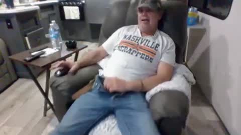 Snapshot of latniter742349 chatting on 01-06-25, 01:31 latniter online show from 01-06-25, 01:31