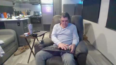 Snapshot of latniter742349 chatting on 03-04-25, 02:06 latniter online show from 03-04-25, 02:06