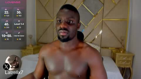 LEANDRO online show from 11-17-25, 03:12