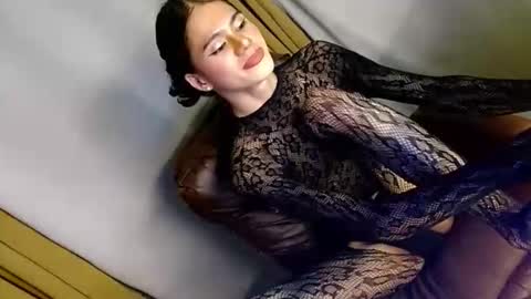 latrina_ online show from 04-24-26, 01:02