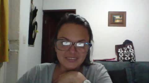 Laura online show from 06-14-26, 01:25