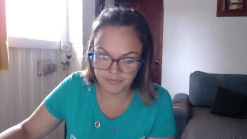 Laura online show from 07-16-26, 04:02