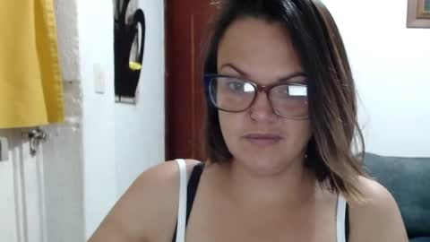 Laura online show from 07-19-26, 01:59
