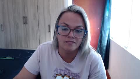 Laura online show from 07-29-26, 02:48