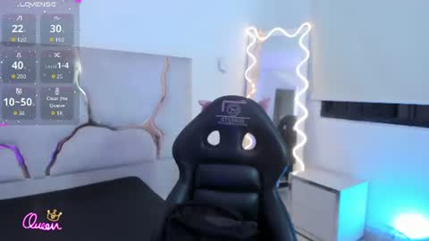 laulin_tay online show from 07-09-26, 03:43