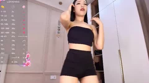 Lauma online show from 08-02-26, 03:27