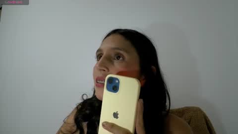 laura  online show from 06-24-26, 04:00
