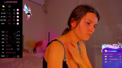 Snapshot of laura__leee chatting on 12-09-24, 12:19 Laura online show from 12-09-24, 12:19