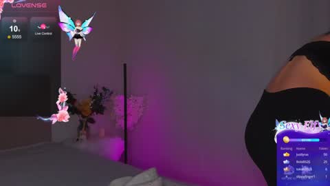 Snapshot of laura__leee chatting on 12-23-24, 12:41 Laura online show from 12-23-24, 12:41