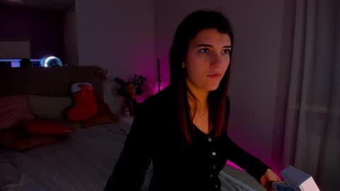 Snapshot of laura__leee chatting on 12-29-24, 06:14 Laura online show from 12-29-24, 06:14