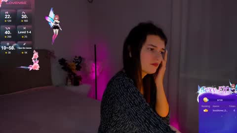 Snapshot of laura__leee chatting on 01-07-25, 09:29 Laura online show from 01-07-25, 09:29