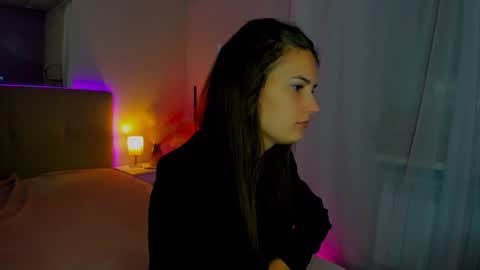 Snapshot of laura__leee chatting on 09-14-25, 05:17 Laura online show from 09-14-25, 05:17