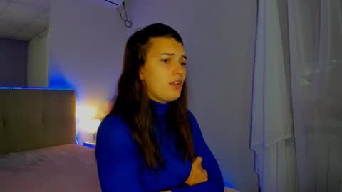 Snapshot of laura__leee chatting on 10-04-25, 05:49 Laura online show from 10-04-25, 05:49
