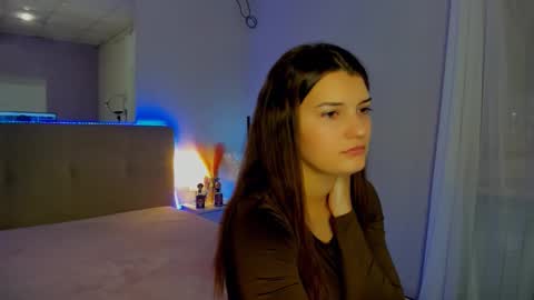 Laura online show from 11-13-25, 07:07