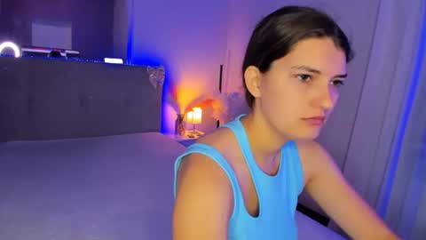 Laura online show from 06-29-26, 05:03