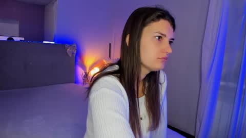 Laura online show from 07-12-26, 04:58