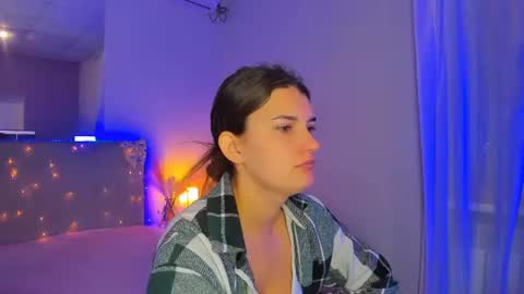 Laura online show from 07-26-26, 05:26