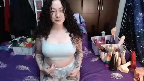  Wen  online show from 09-11-25, 07:58