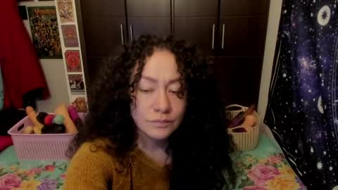  Wen  online show from 04-30-26, 03:07