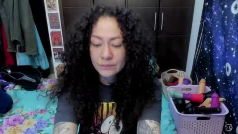  Wen  online show from 05-05-26, 03:53