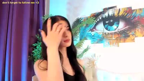 Laura online show from 07-04-26, 08:26