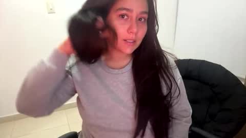 laura online show from 12-02-25, 11:56