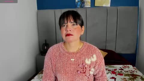 Snapshot of laura_hotties chatting on 10-08-25, 01:20 laura hotties online show from 10-08-25, 01:20