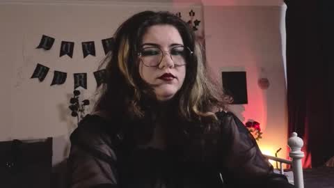 Snapshot of laura_karamazov chatting on 02-13-26, 10:00 Miss Laura online show from 02-13-26, 10:00