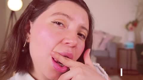 Laura Lee. online show from 01-13-25, 02:18