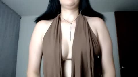 Snapshot of laura_pervert_ chatting on 05-17-26, 12:41 Laura online show from 05-17-26, 12:41