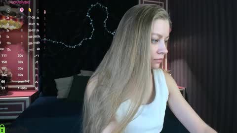 Snapshot of laura_pudd chatting on 02-08-26, 09:13 Laura online show from 02-08-26, 09:13