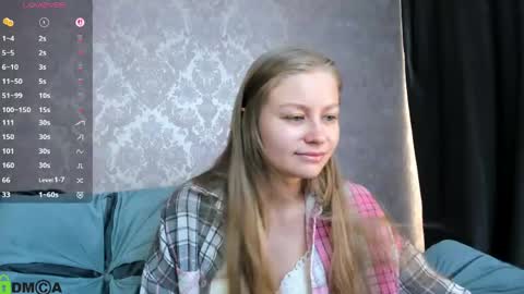 Snapshot of laura_pudd chatting on 04-29-26, 01:48 Laura online show from 04-29-26, 01:48