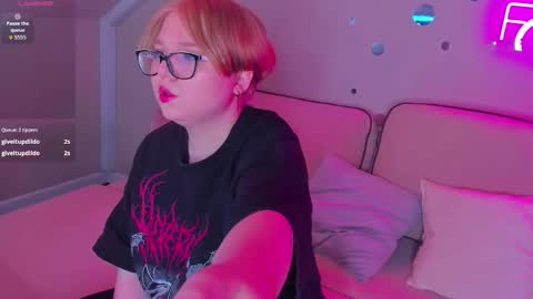 Laura online show from 02-26-26, 08:13