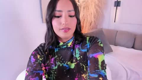 LauraCarther  online show from 06-06-26, 05:39