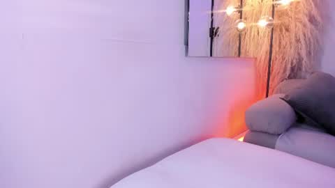 LauraCarther  online show from 07-15-26, 06:02