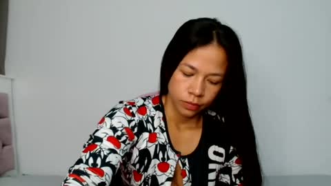 Snapshot of lauracb_ chatting on 07-23-26, 03:43 lauracb online show from 07-23-26, 03:43