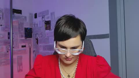 Snapshot of lauradavidsons chatting on 09-14-25, 07:18 lauradavidsons online show from 09-14-25, 07:18