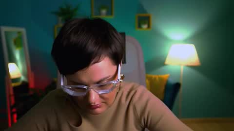 Snapshot of lauradavidsons chatting on 10-19-25, 04:29 lauradavidsons online show from 10-19-25, 04:29