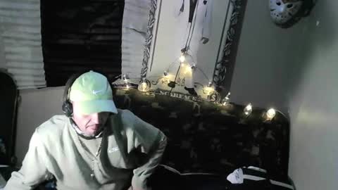 lauradecuada2 online show from 04-29-26, 11:14